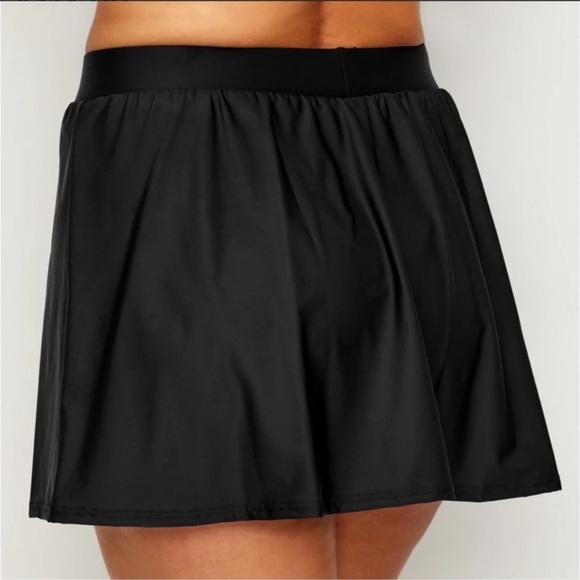 NWOT Miraclesuit Black Swim Skirt Size 10 - Picture 3 of 4